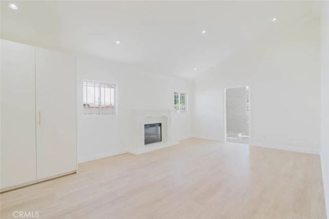6717 Nagle, Van Nuys, CA 91401