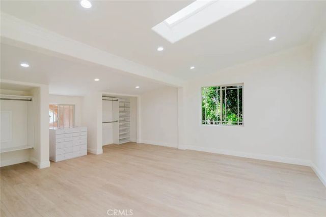 6717 Nagle, Van Nuys, CA 91401