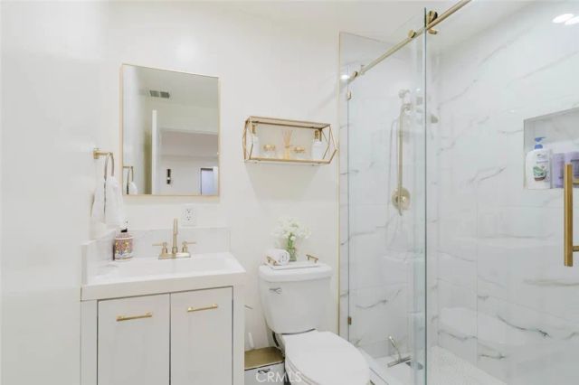 6717 Nagle, Van Nuys, CA 91401