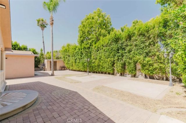 6717 Nagle, Van Nuys, CA 91401