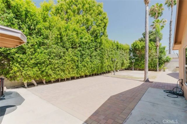 6717 Nagle, Van Nuys, CA 91401
