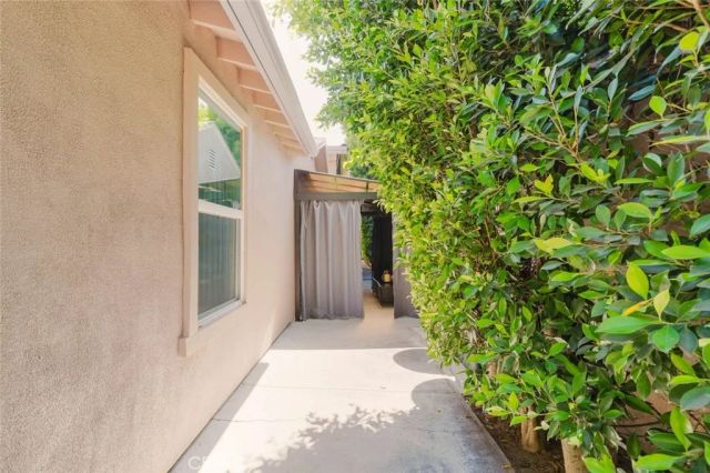6717 Nagle, Van Nuys, CA 91401