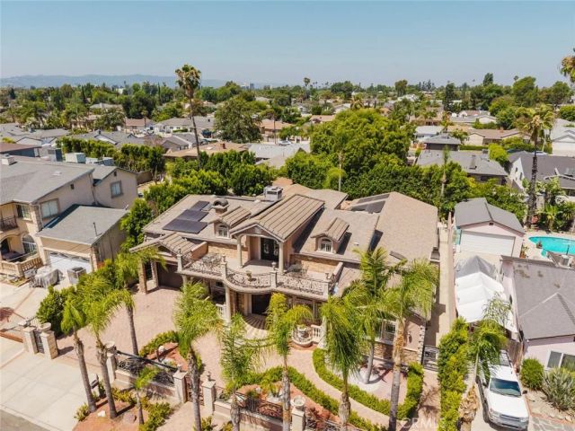 6717 Nagle, Van Nuys, CA 91401