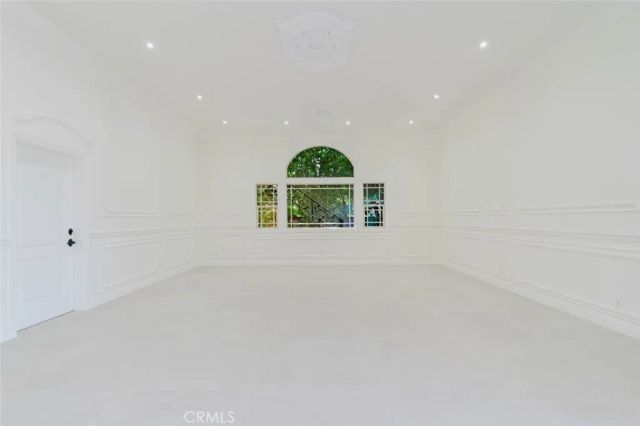 6717 Nagle, Van Nuys, CA 91401