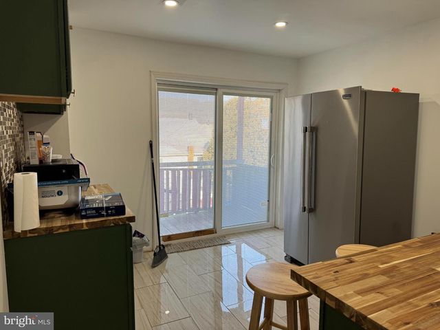 219 W WATER ST, Lansford, PA 18232