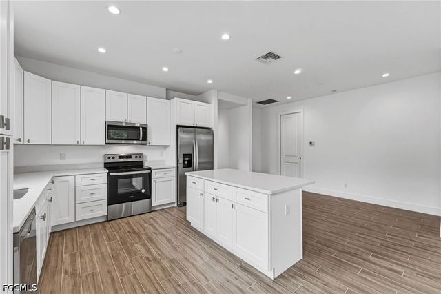 13450 Causeway Palms CV, Fort Myers, FL 33908