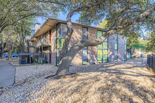 7685 Northcross DR 729, Austin, TX 78757