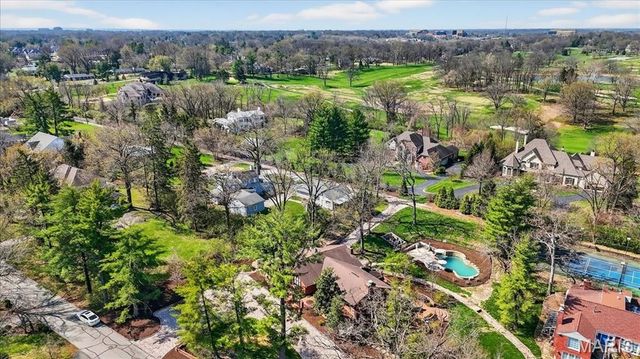 10 Vouga Lane, St Louis, MO 63131