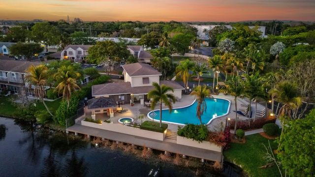 4831 S Hemingway Circle 4831, Margate, FL 33063