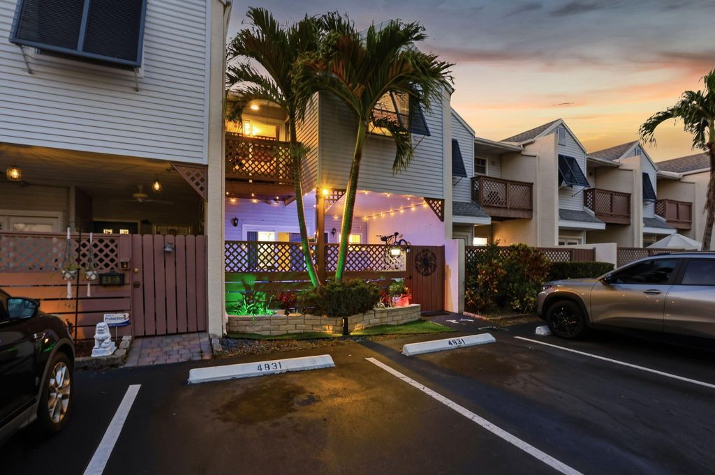 4831 S Hemingway Circle 4831, Margate, FL 33063