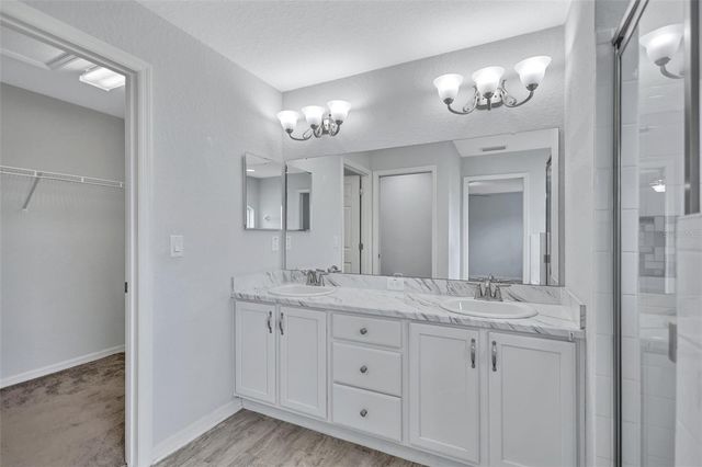 7056 GIDEON CIRCLE, Zephyrhills, FL 33541