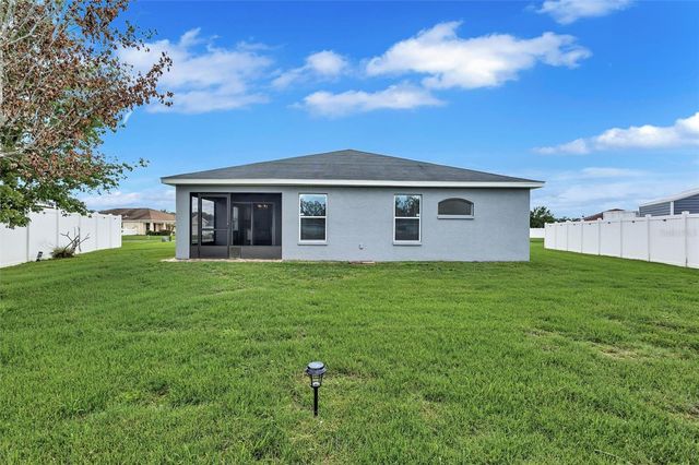 7056 GIDEON CIRCLE, Zephyrhills, FL 33541