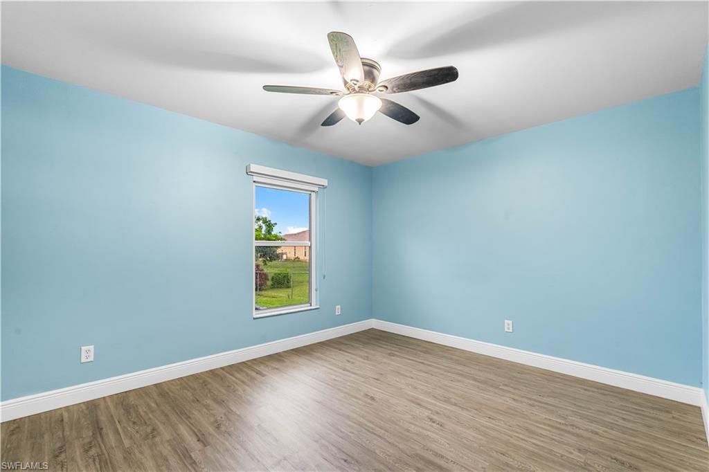 Image 21 of property listing at 1305 SW 22nd PL, Cape Coral, FL 33991