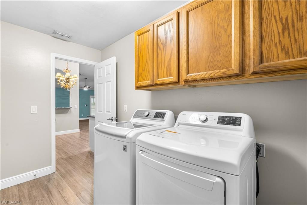 Image 25 of property listing at 1305 SW 22nd PL, Cape Coral, FL 33991