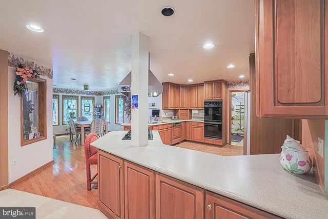 17 MONTVIEU CT, Cockeysville, MD 21030