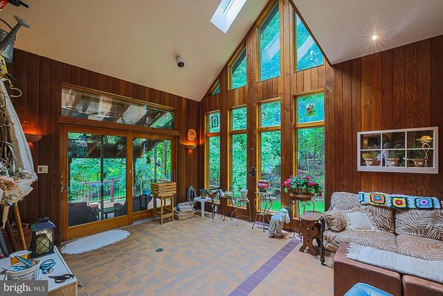 17 MONTVIEU CT, Cockeysville, MD 21030