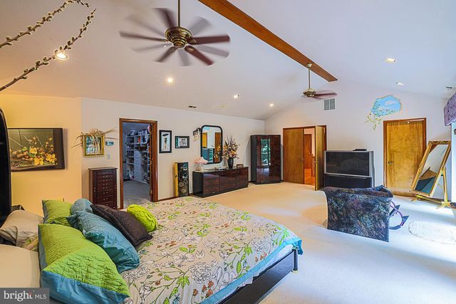 17 MONTVIEU CT, Cockeysville, MD 21030