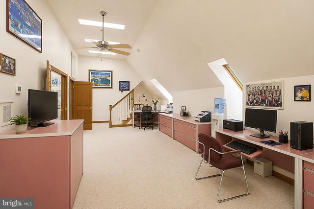 17 MONTVIEU CT, Cockeysville, MD 21030