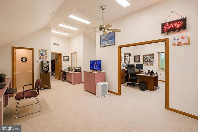 17 MONTVIEU CT, Cockeysville, MD 21030