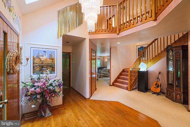17 MONTVIEU CT, Cockeysville, MD 21030