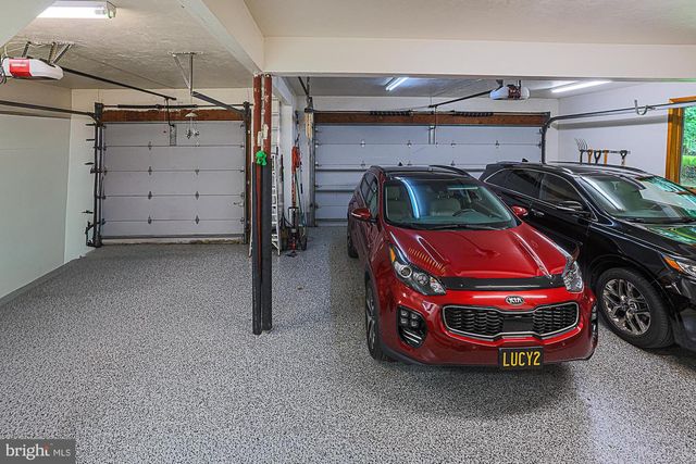 17 MONTVIEU CT, Cockeysville, MD 21030
