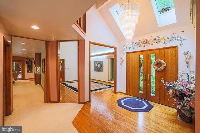 17 MONTVIEU CT, Cockeysville, MD 21030