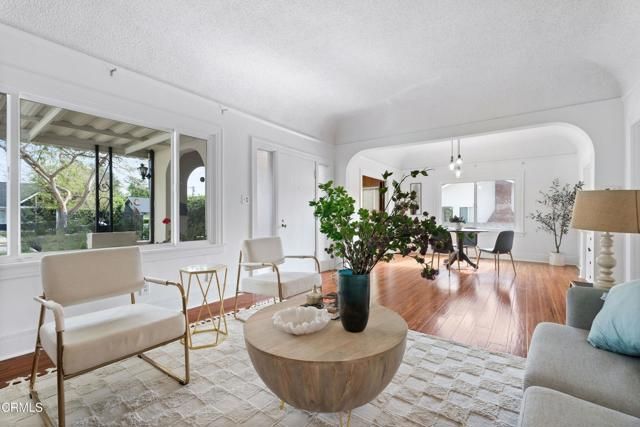 1255 N Dominion Avenue, Pasadena, CA 91104