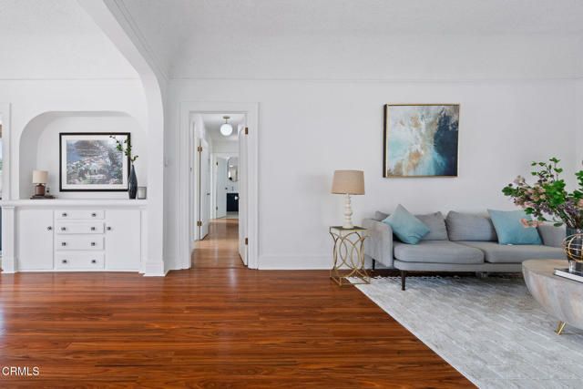 1255 N Dominion Avenue, Pasadena, CA 91104