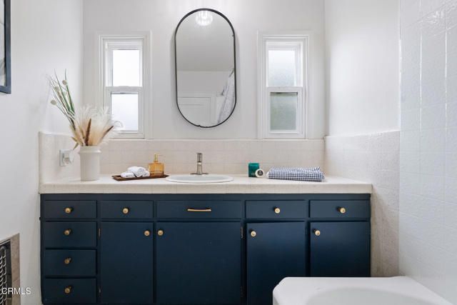 1255 N Dominion Avenue, Pasadena, CA 91104