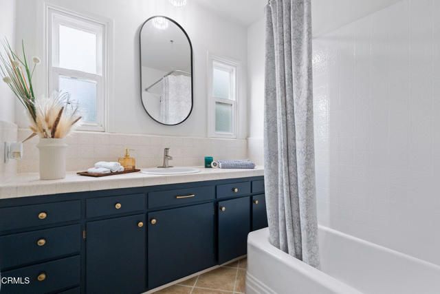 1255 N Dominion Avenue, Pasadena, CA 91104