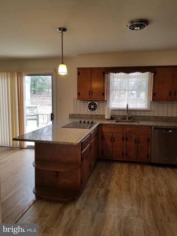 4827 HARRISON RD, Doylestown, PA 18902