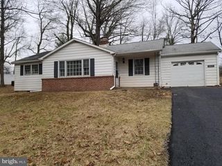 4827 HARRISON RD, Doylestown, PA 18902