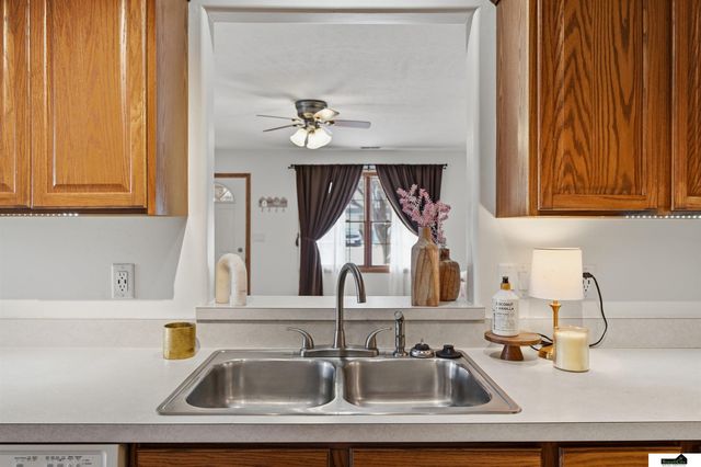 13920 Cavalier Street, Waverly, NE 68462