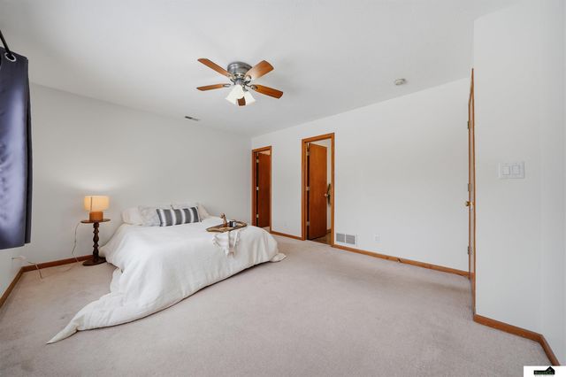 13920 Cavalier Street, Waverly, NE 68462