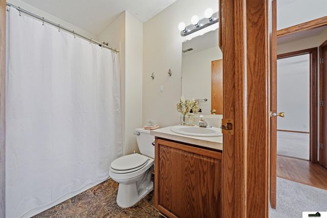 13920 Cavalier Street, Waverly, NE 68462