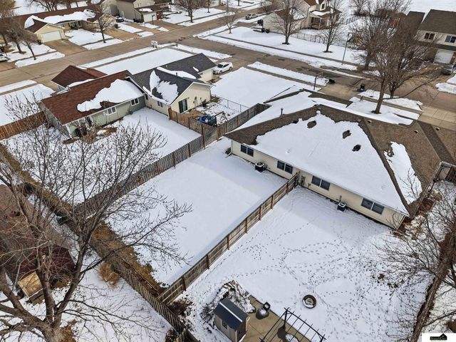 13920 Cavalier Street, Waverly, NE 68462