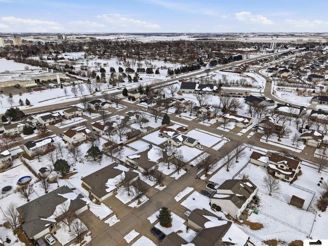 13920 Cavalier Street, Waverly, NE 68462