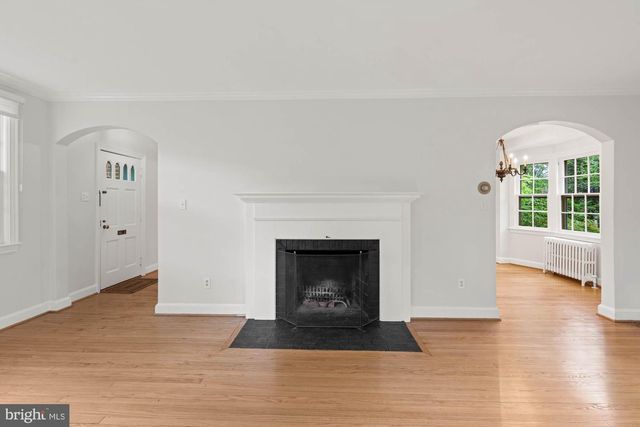 5222 DUVALL DR, Bethesda, MD 20816