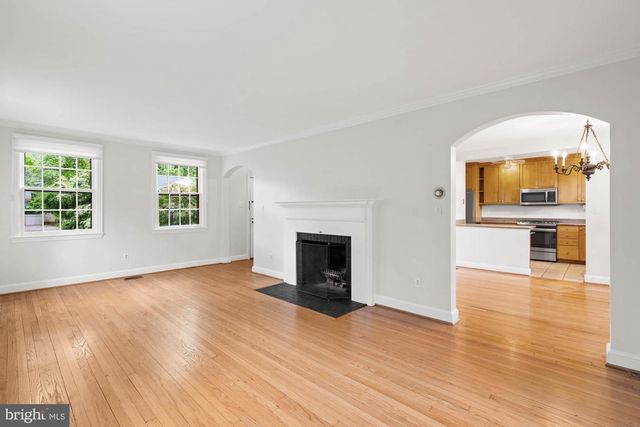 5222 DUVALL DR, Bethesda, MD 20816