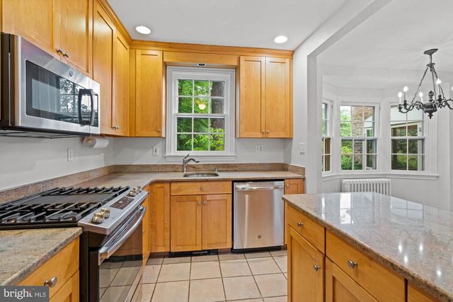 5222 DUVALL DR, Bethesda, MD 20816