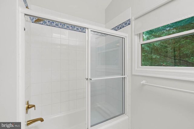 5222 DUVALL DR, Bethesda, MD 20816