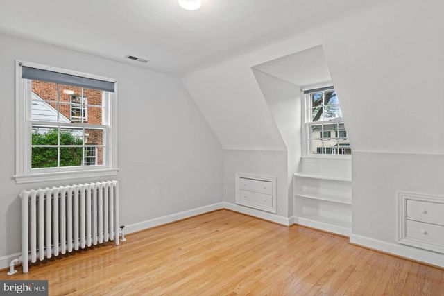 5222 DUVALL DR, Bethesda, MD 20816