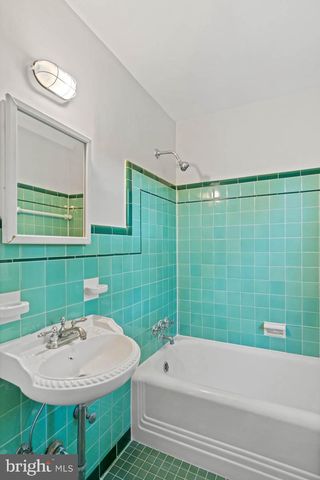 5222 DUVALL DR, Bethesda, MD 20816