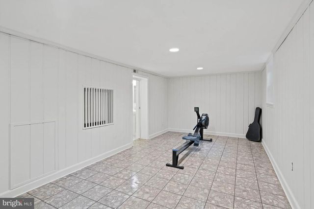 5222 DUVALL DR, Bethesda, MD 20816