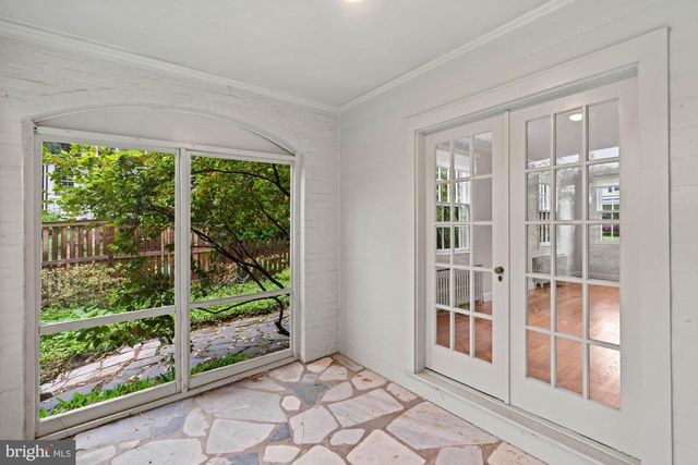 5222 DUVALL DR, Bethesda, MD 20816