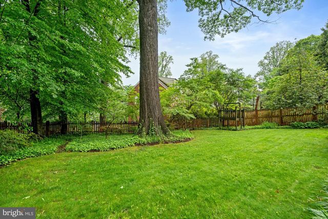 5222 DUVALL DR, Bethesda, MD 20816