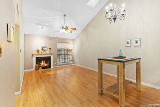 8611 Datapoint Dr Apt 4, San Antonio, TX 78229