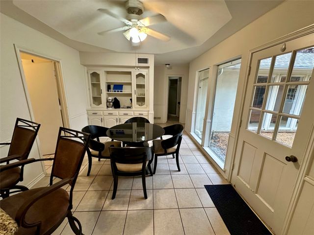 7145 Crooked Oak Drive, Dallas, TX 75248