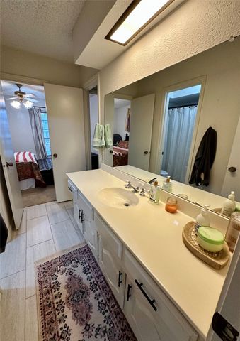 7145 Crooked Oak Drive, Dallas, TX 75248