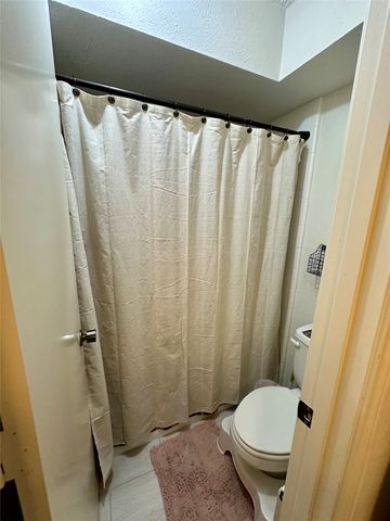 7145 Crooked Oak Drive, Dallas, TX 75248